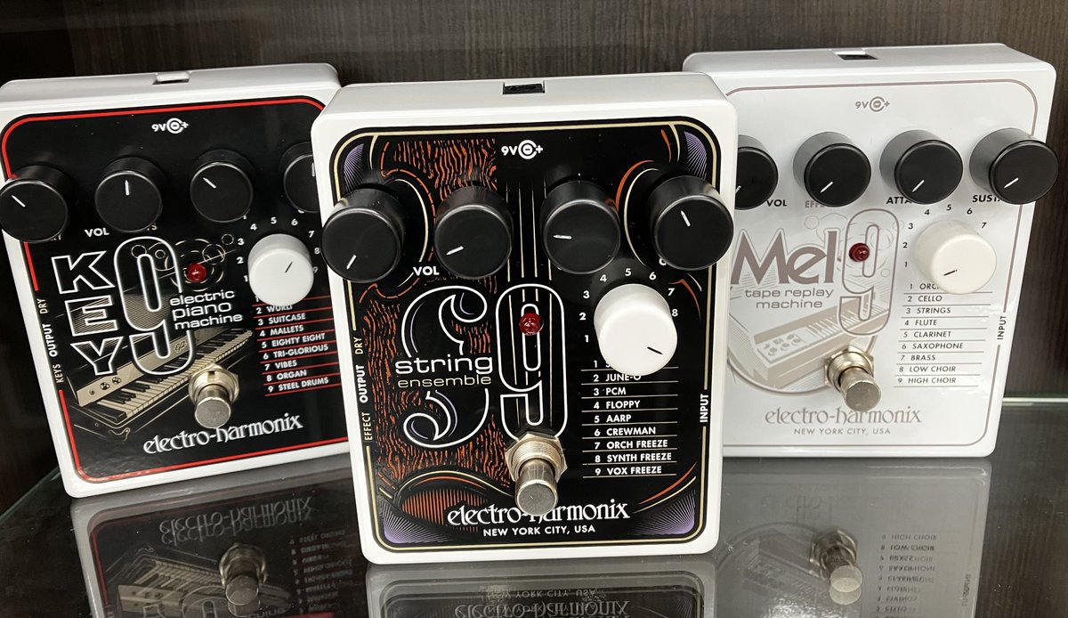 apollon_nagaoka's tweet photo. 9 9 9 !
#ElectroHarmonix
#Key9
#S9
#Mel9
#3つ買っても銀河鉄道にはならない https://t.co/19mx7A4nja