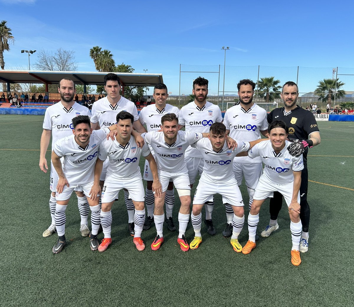 CDBunyol1921's tweet photo. 1’ Comienza el partido
#RecambiosColonCF 0️⃣-0️⃣ #CDBuñol
#cdbuñol #cdbuñolsomosnosotros https://t.co/nIqoHY3EHV