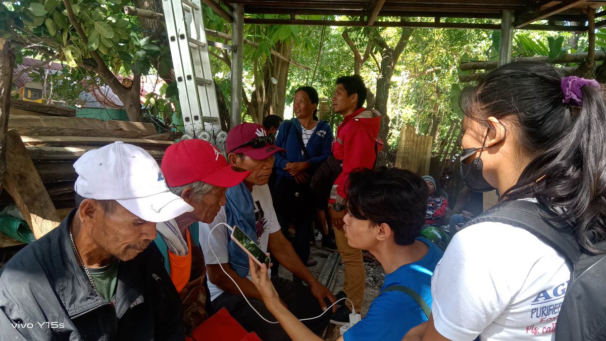 eicvsfascism's tweet photo. WHY WE EXTENDED OUR MARTIAL LAW FIELDWORK IN CEBU: Farmers from Asturia, Balamban, and Danao City in Cebu told us their stories under the Marcos dictatorship. They were hounded, hogtied, detained, tortured and murdered by PC and AFP under the Marcos regime.
#DefendHistoricalTruth https://t.co/2efJDoHgUt