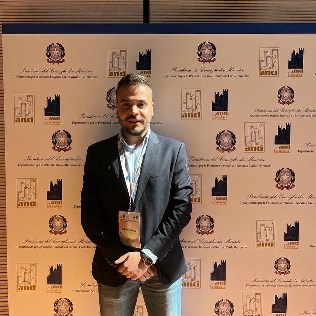 samuelegrippaa's tweet photo. Alla XII Assemblea Nazionale ANCI Giovani due giorni di studio e confronto con le realtà d’Italia per riportare nel nostro territorio pratiche di buona amministrazione. 

@ancibasilicata @comuni_anci @ANCI_comunicare @Antonio_Decaro https://t.co/BJyNoztTa7