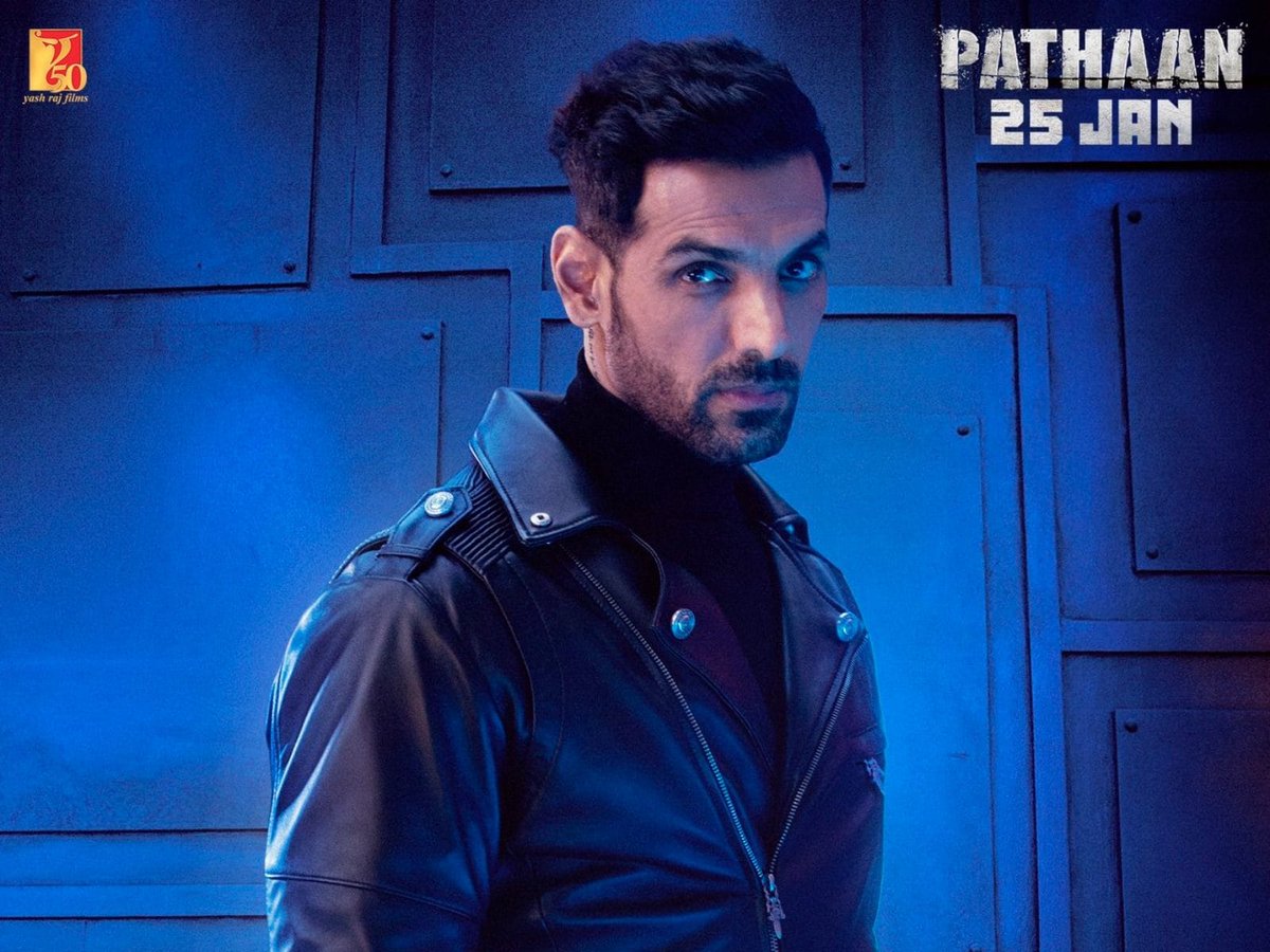 TheVivekVerse's tweet photo. #Hrithik_Roshan & #John_Abraham in YRF's #Dhoom_Franchise & #SPY_Universe. https://t.co/mjSDGrRjXP