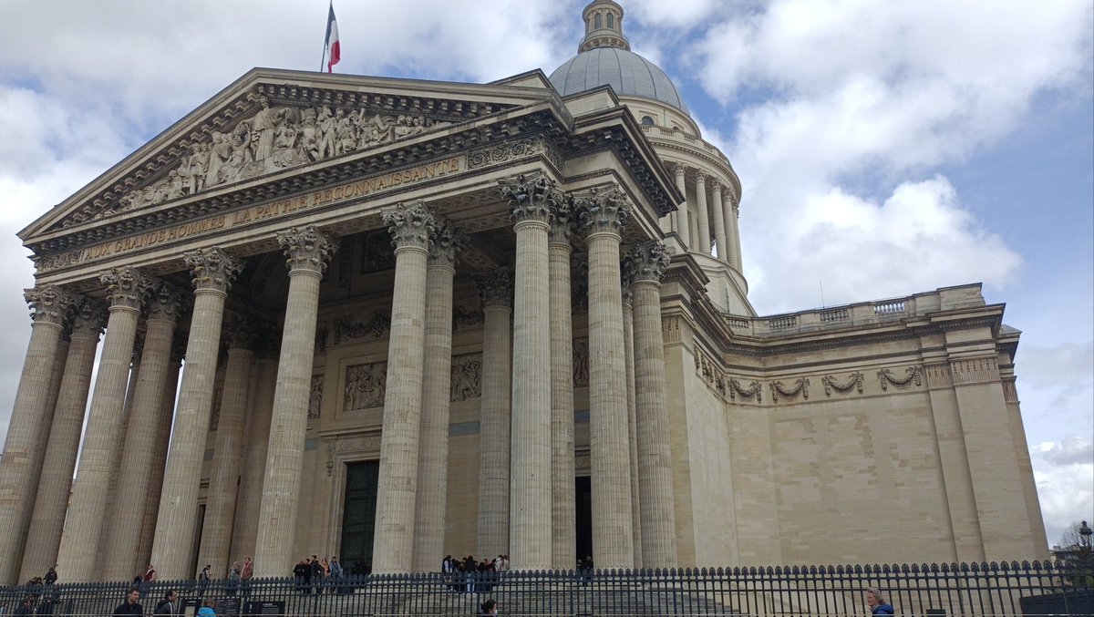 AccessClassics's tweet photo. On my travels through Paris I was most excited to see Le Panthéon, a stunning piece of architecture modeled after the Roman Pantheon designed by Agrippa. If you are lucky enough to go I highly recommend it! ~ Hekate
#accessclassics #panthéon #ClassicsTwitter https://t.co/MzCbLGUA29