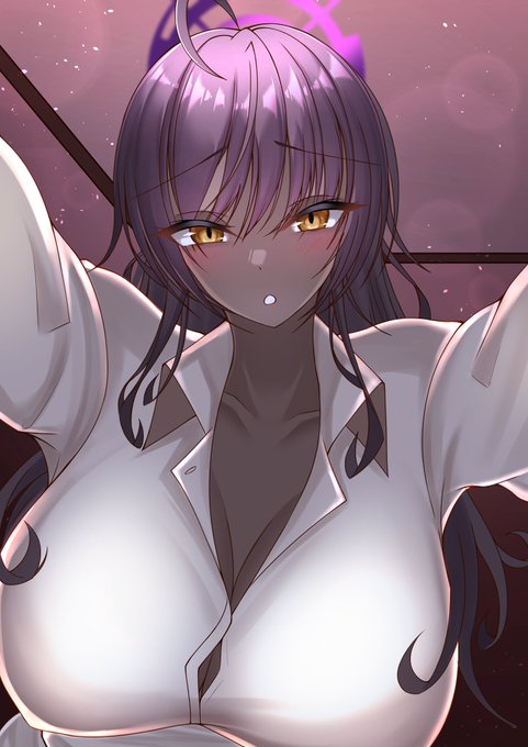 #ブルアカ  #BlueArchive #ブルーアーカイブ 
カリンに押し倒されたい 