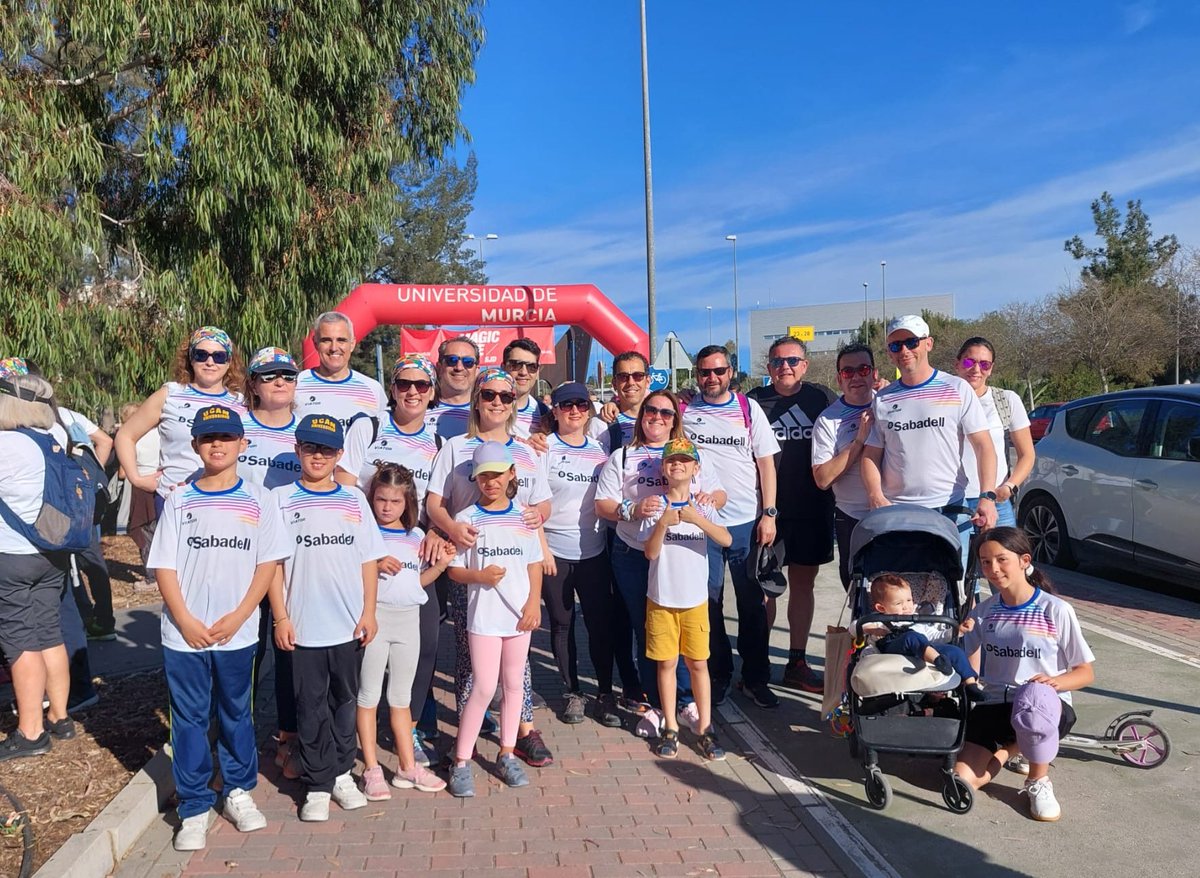 cvera7's tweet photo. Llegó el día!!! Enhorabuena a los organizadores por esta iniciativa solidaria
@FJAbandonado #MagicLine
@BancoSabadell #Murcia
#SomosSabadell https://t.co/xES8QAtyEf