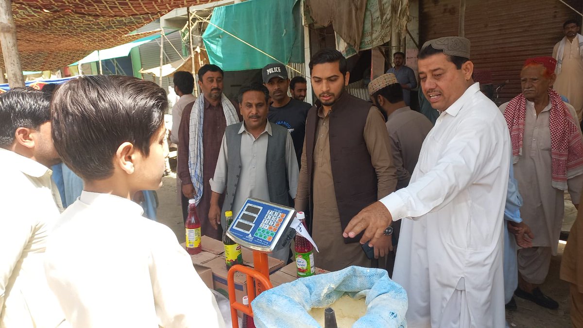 cs_balochistan's tweet photo. Got inspection done for Bachat bazaar in Ramzan in various districts.  Good work by District Administration Usta Muhammad https://t.co/azCGFmoflU