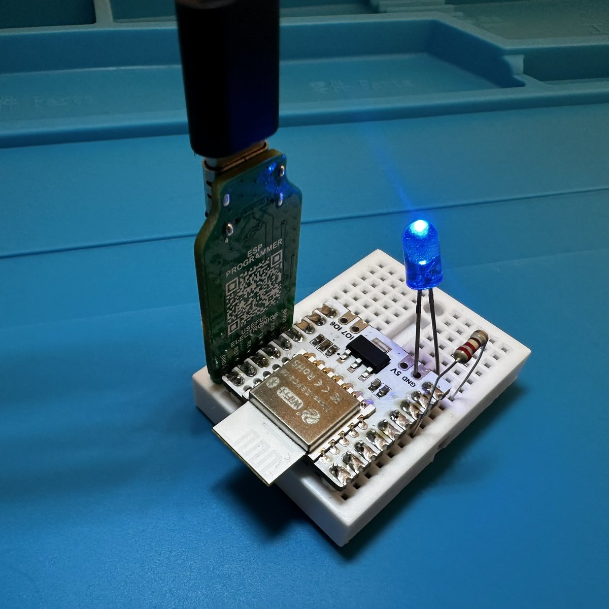 WAlmasarani's tweet image. youtu.be/lDLKzX-38RE
New tutorial ESP NODE Board
#arduino #esp32project #aprogramming #embedded #esp32 #altiumdesigner #altium #iot #IoTCommunity #microcontroller #pcbprototype #pcbuilding #pcbway #pcbdesign #pcb #embedded