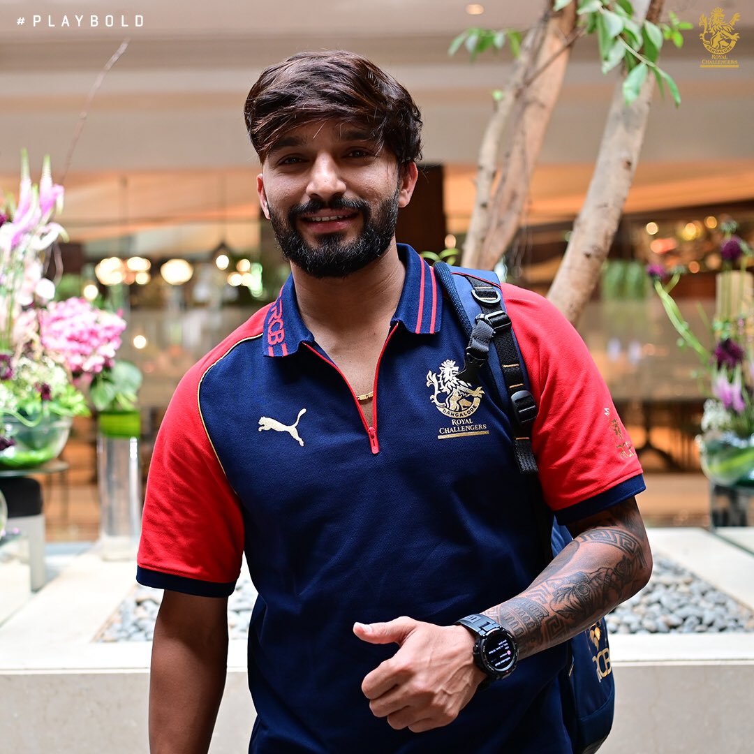 You asked for Rajat, and here he is! 🔥 Happy HOMECOMING Ra-Pa! 👊 #PlayBold #ನಮ್ಮRCB #IPL2023 @rrjjt_01