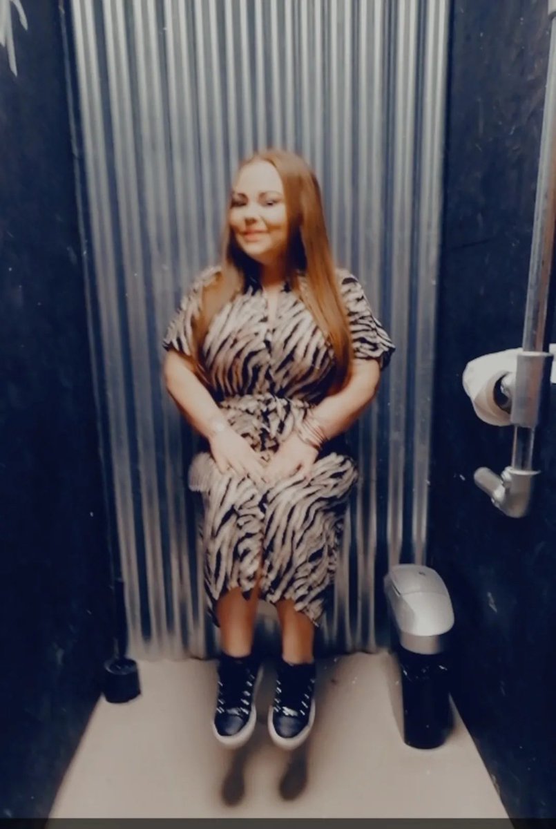 MrsLD10's tweet image. Girls day out to #axed #Nottingham safe to say im useless with an axe, however we were more amused at the strange toilets them i may need a toddler step to get on, not really accessible for short people 😂