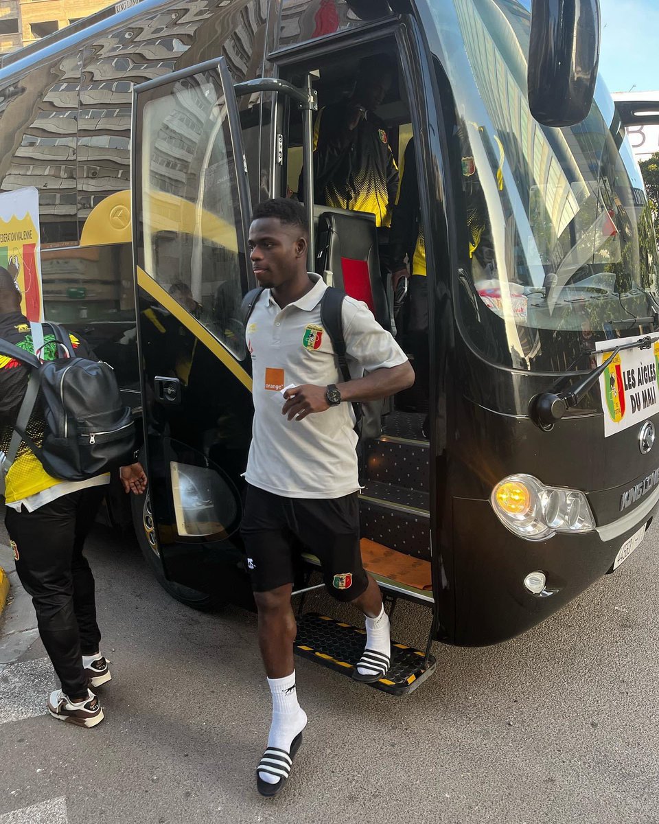 AiglesduMali's tweet photo. Élimin @CAN2023CIV: #LesAiglesduMali sont bien arrivés à Casablanca (#Maroc) comptant pour la 4ème journée éliminatoire de la #CAN2023 contre les Scorpions de @TheGambiaFF.
#UnMaliQuiGagneEnsemble
#GAMMLI #Mali https://t.co/MpkFMeOVQ7