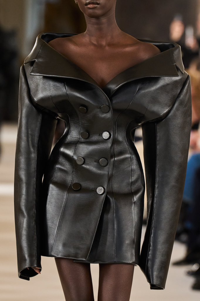 Schiaparelli S/S 2023 Couture