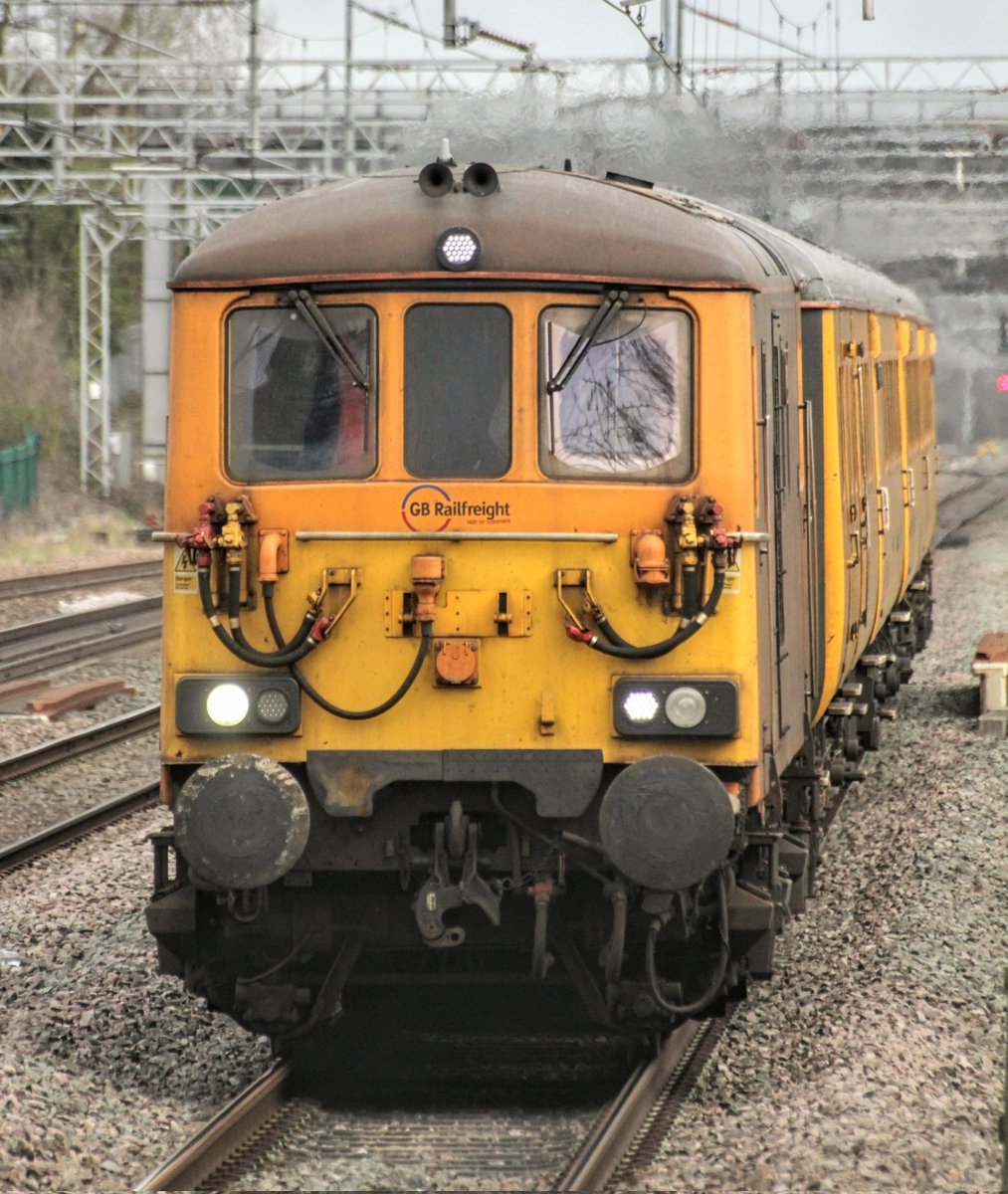 73964 'Jeanette' leads 1Z10 Hither Green P.A.D. to Derby RTC at Cathiron with 73963 'Janice' on the back.
#class73
#gbrf
flic.kr/p/2opmdE1