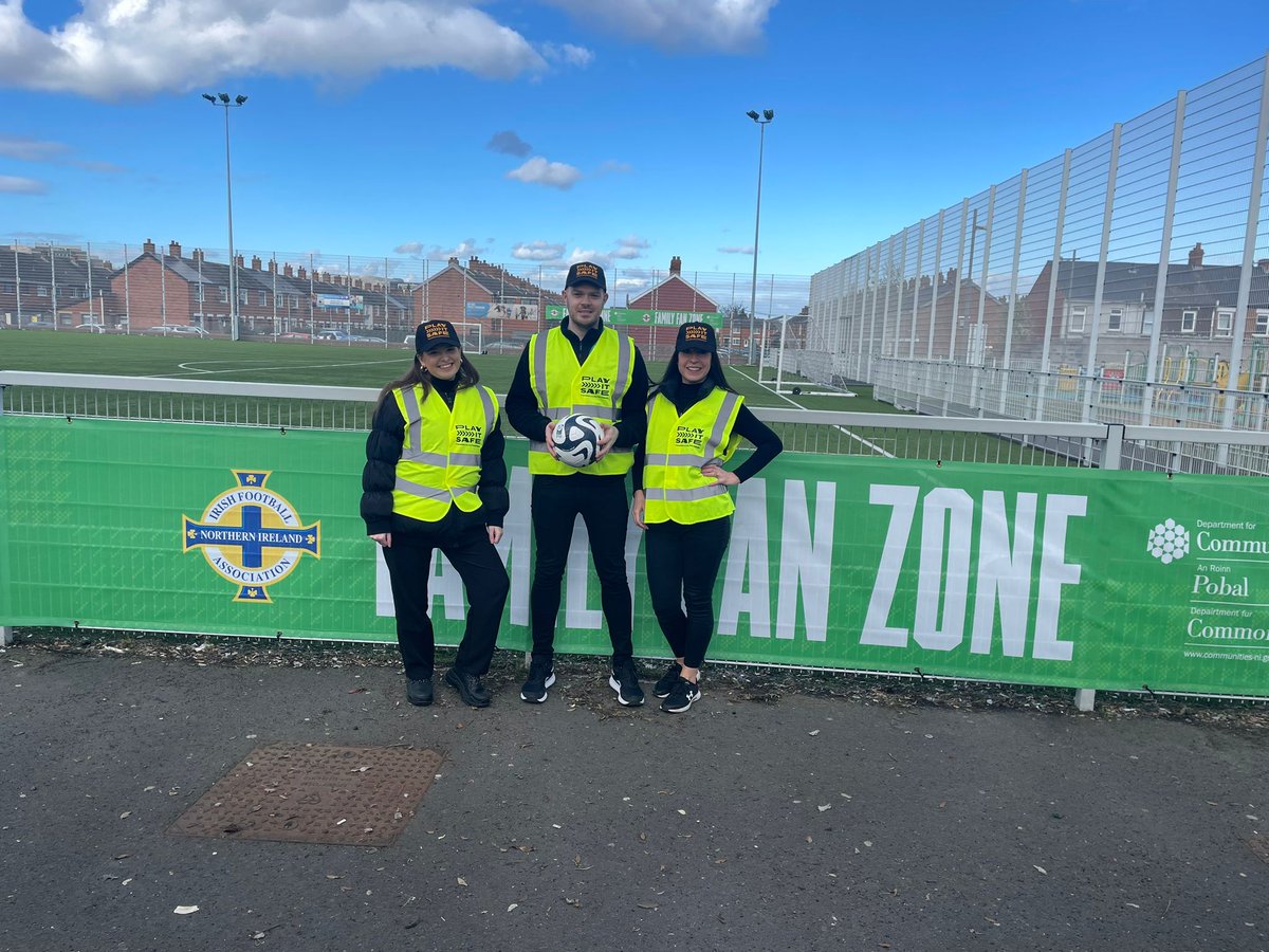 Translink_NI's tweet photo. The team are down in the fanzone for the Euros Qualifiers at the National Stadium at Windsor Park for our #PlayItSafeNI #Keepyupchallenge β½ Give them a wave if you see them! π @IrishFa @UlsterGAA https://t.co/mLs8zX6U2Q https://t.co/R8N5m4r3N4