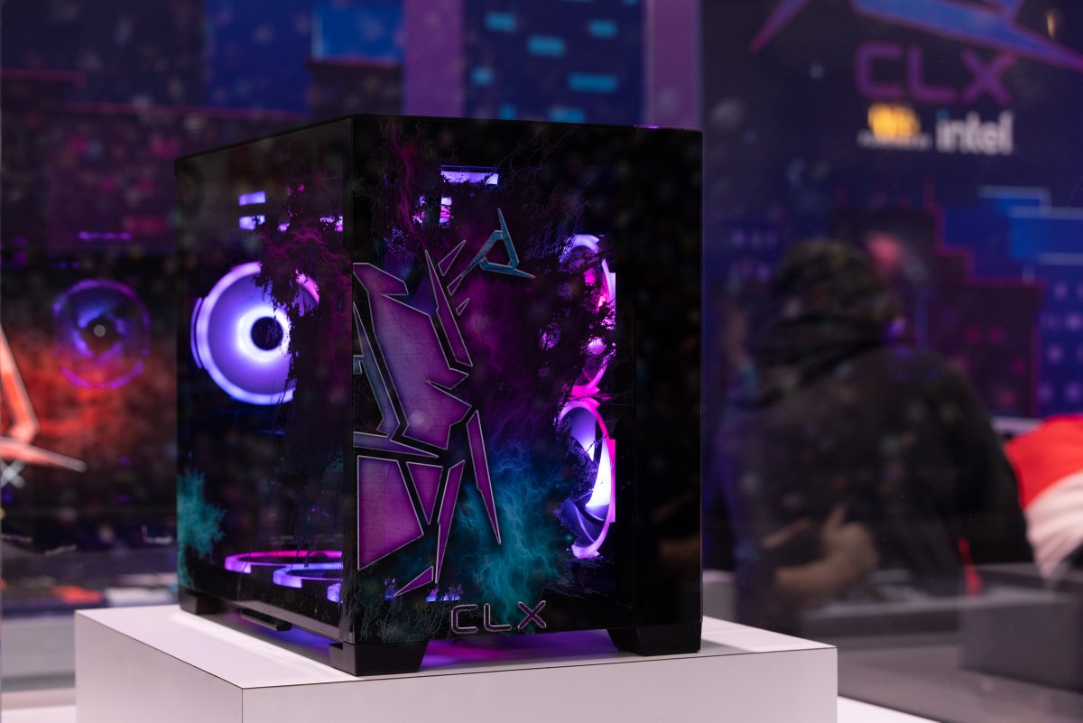 IntelGaming's tweet photo. Grab a peak at the @CLXGaming Hathor, Ra, and Scarab #13thGen PCs before #PAXEast is over! #IntelatPAX
Enter for a chance to win a Set PC:
π https://t.co/dr6Ch3FHdb https://t.co/ij47GM60s3