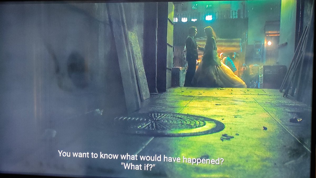 nirupamakotru's tweet image. Is it just me,or is this sequence from #EverythingEverywhereAllAtOnce inspired by #WongKarWai's brilliant 2000 film #InTheMoodForLove?