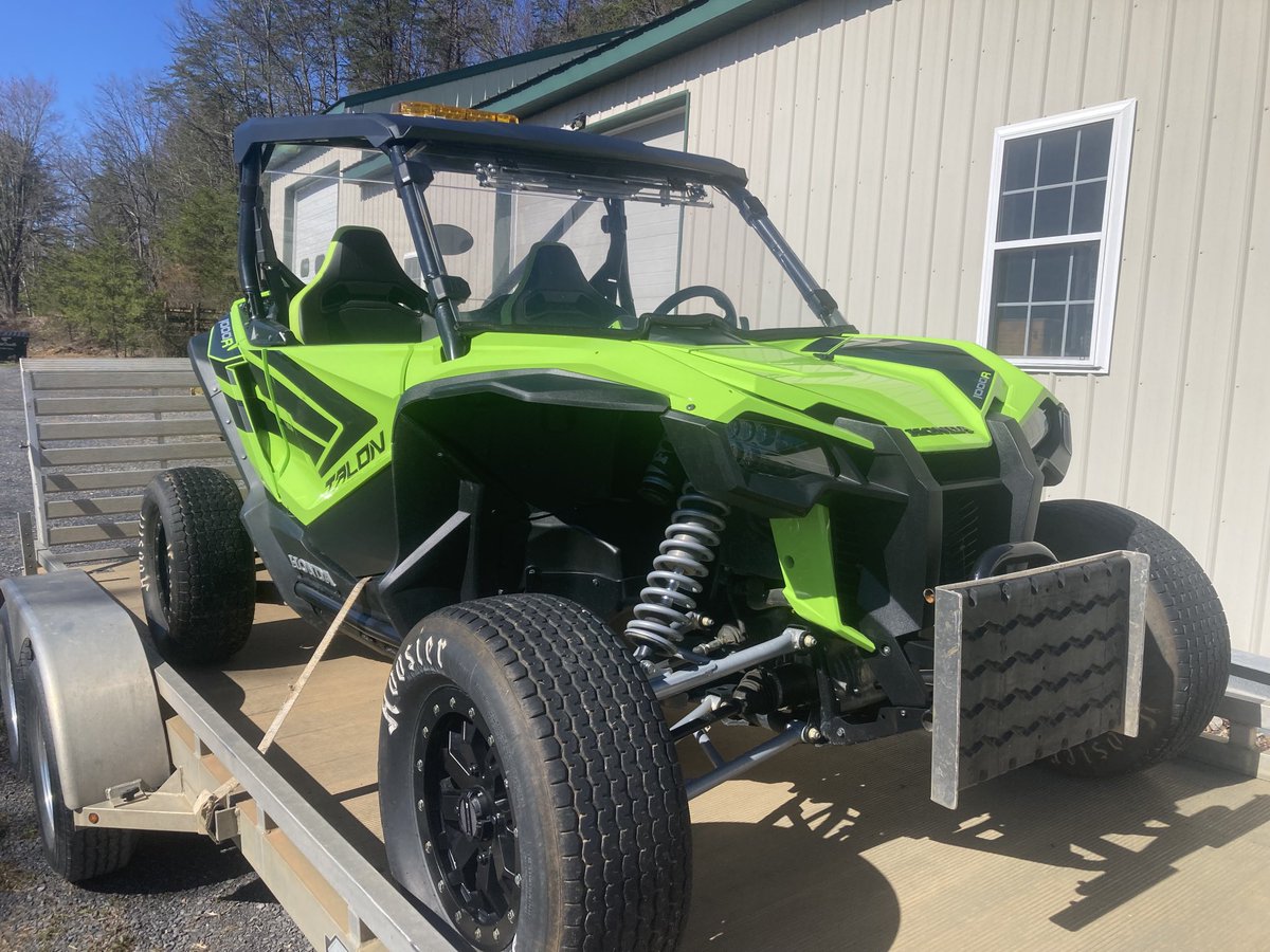 razorsteve11's tweet image. Anyone interested I finally got my new one this thing only has 1200 mi used on race track only