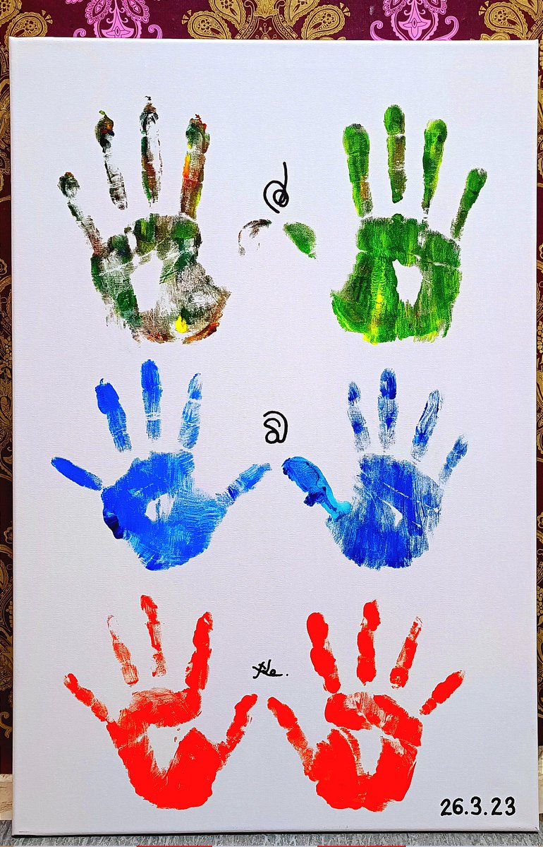 On_The_Flo's tweet photo. #palm #paintings #acrylicpainting #canvas #hand #art https://t.co/UbdGElfnBL