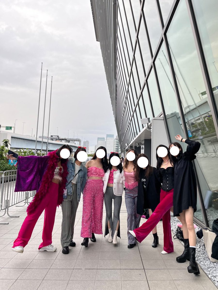 lrh__r96's tweet photo. Love On Tour Tokyo 2023♡

#LoveOnTour #HSLOT https://t.co/2LutT4f8lR