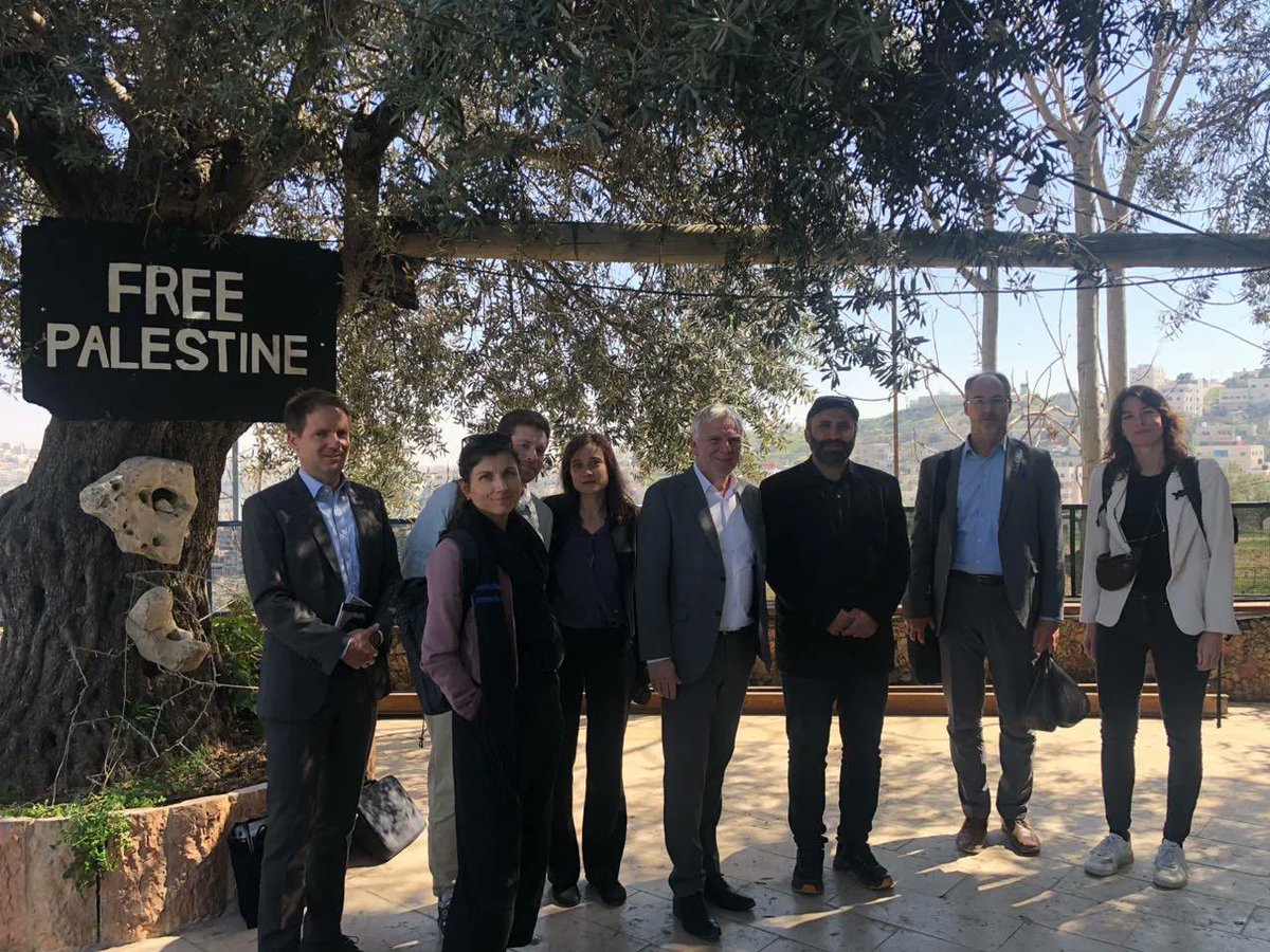 Friends of Hebron (@friendshebron) on Twitter photo Pleasure to receive this German delegation at our #Hebron office. Productive conversations with <a href="/JochenFlasbarth/">Jochen Flasbarth</a> — State Secretary in the German Federal Ministry for Economic Cooperation & Development — on human rights violations in Hebron & Palestinian asks of the German gov. Pleasure to receive this German delegation at our #Hebron office. Productive conversations with <a href="/JochenFlasbarth/">Jochen Flasbarth</a> — State Secretary in the German Federal Ministry for Economic Cooperation & Development — on human rights violations in Hebron & Palestinian asks of the German gov.