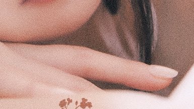 jisoogaIIery's tweet photo. details for flower by jisoo https://t.co/P3lfkLtB3L