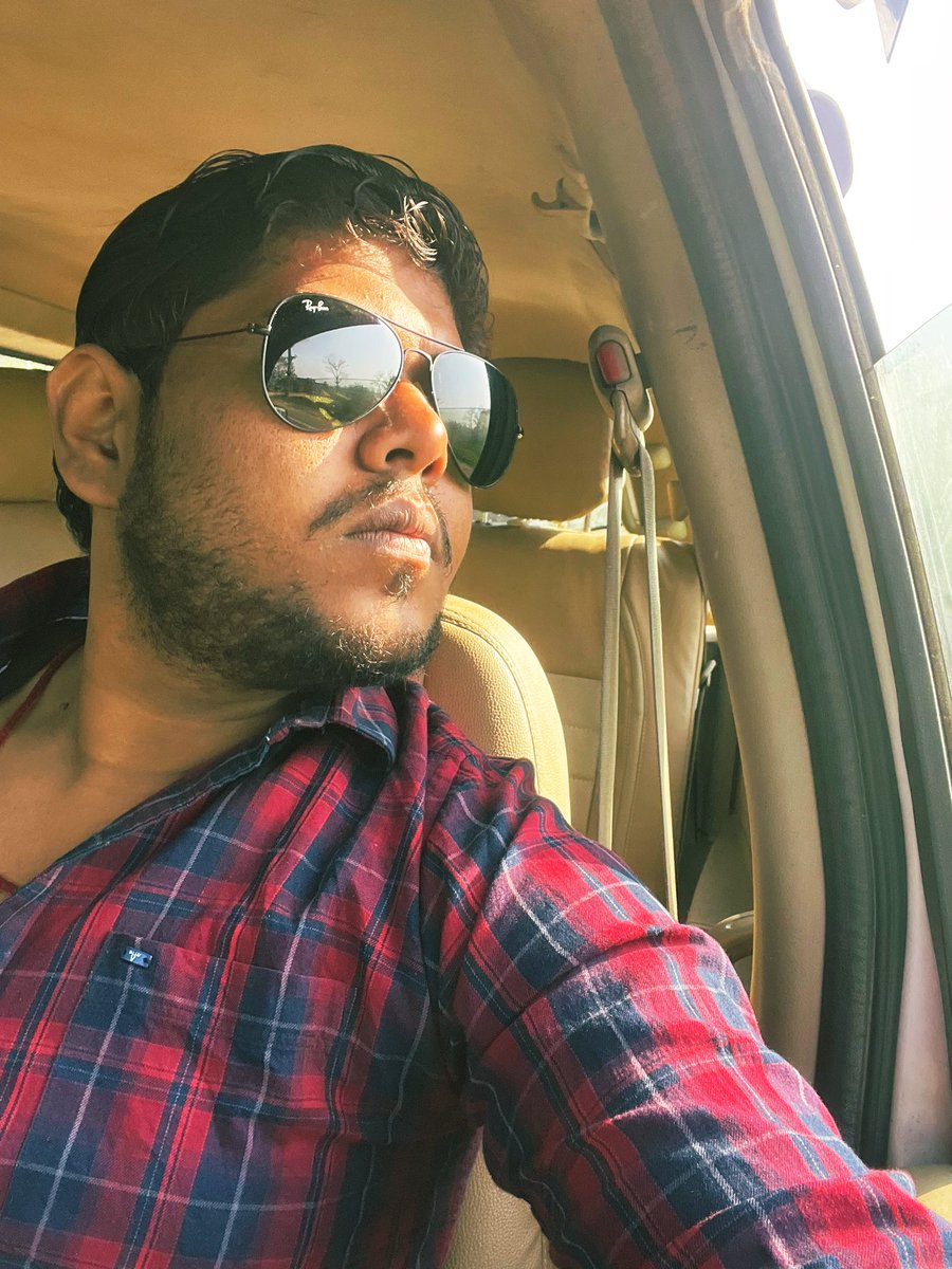 ManiPrabhat369's tweet photo. 🌞🕶️ https://t.co/zeyabvTSgo