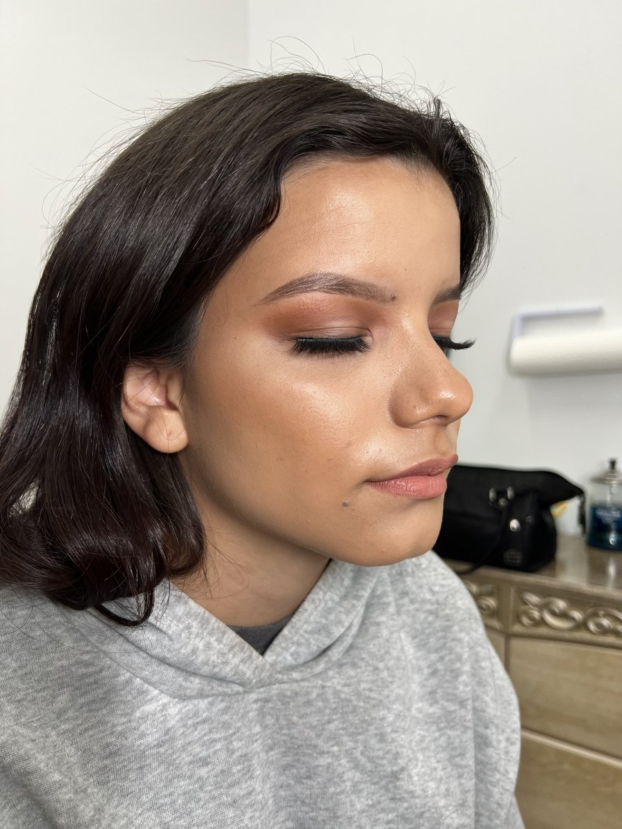 heyycc28's tweet photo. Little photo dump of what I do ✨ https://t.co/njbKveefpl