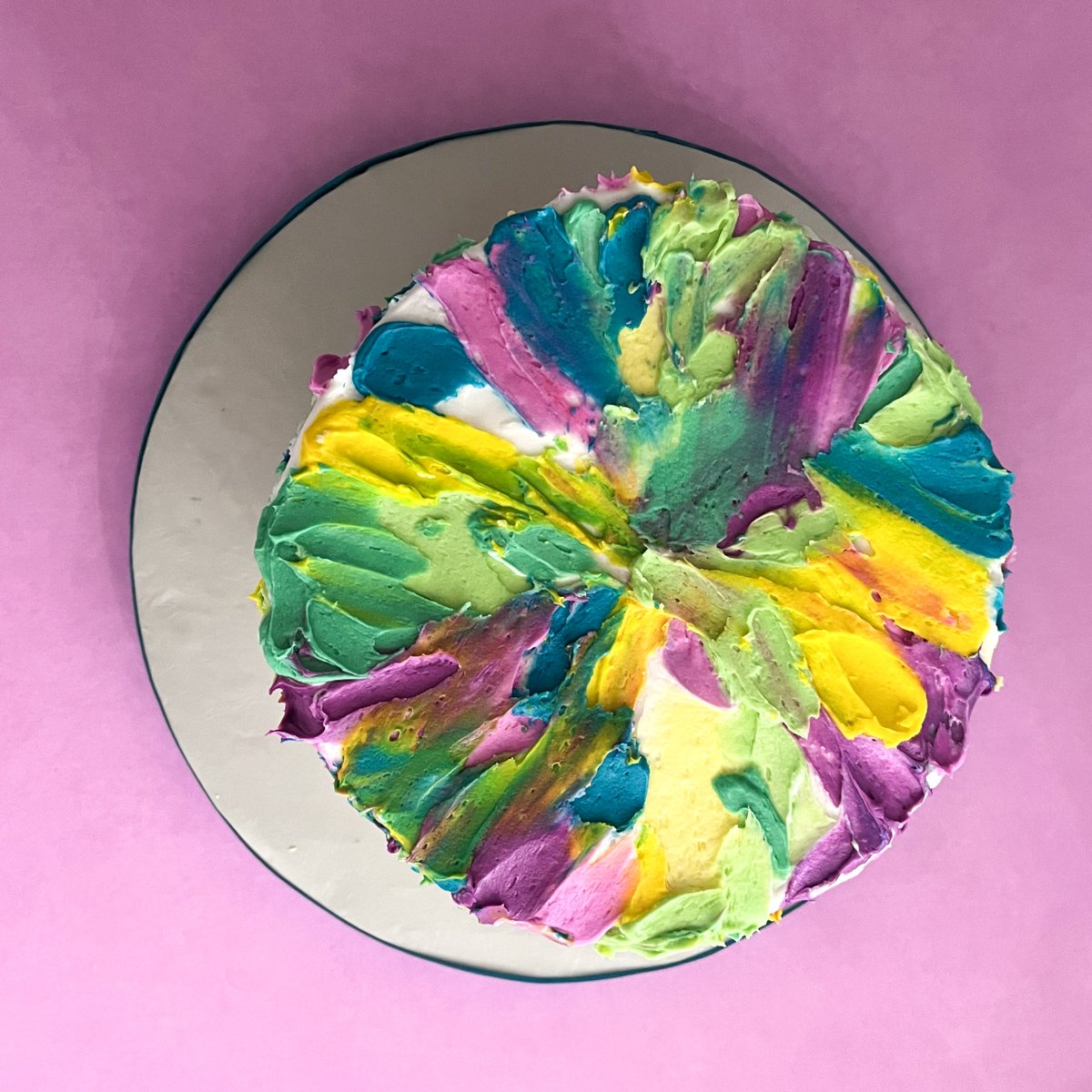 AlessiBakery's tweet image. The beauty of spring is in the cake colors 🎨
·
·
What is your favorite spring color?  ⬇️
·
·
#AlessiBakery #SpringCake #SpringColors