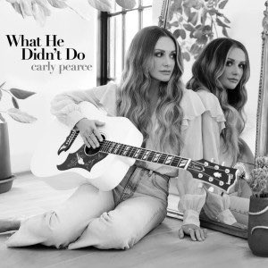 USRadioUpdater's tweet photo. .@carlypearce’s “What He Didn’t Do” is officially #1 on US Country Radio (Mediabase) this week, becoming her 4th career chart-topper.

It is the first solo female song to hit #1 at the format in 80 weeks (since Sept ‘21)

Congratulations, Carly 🎉 https://t.co/BBrxFWw4ff