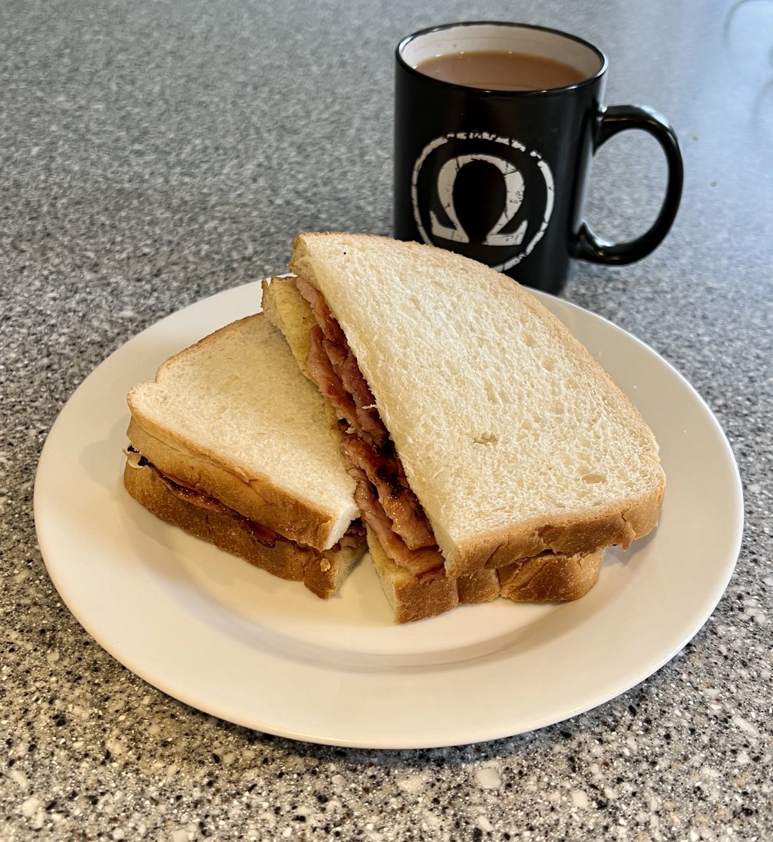 When your other half doesn’t want a bacon sarnie and you get all six rashers to yourself… 🥓🥓🥓