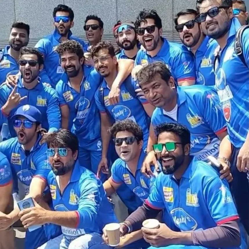 SudishNair07's tweet photo. CCL T-20 celebrate Mumbai heroes team play are ready for Semi- Finals @cclt20 @mumbaiheroesofficial 💪🏼💪🏼🏏🇮🇳😎❤️💯🔥👍🏼😇 #sudish_nair12 #mumbaiheroes #ccl #cclt10 #ccl2023.
@BeingSalmanKhan @SohailKhan @BeingHumanJewel @ccl @mumbaihero @SudishNair8 @SudishNair7 @SudishNair07 https://t.co/g0KJzTnrLx