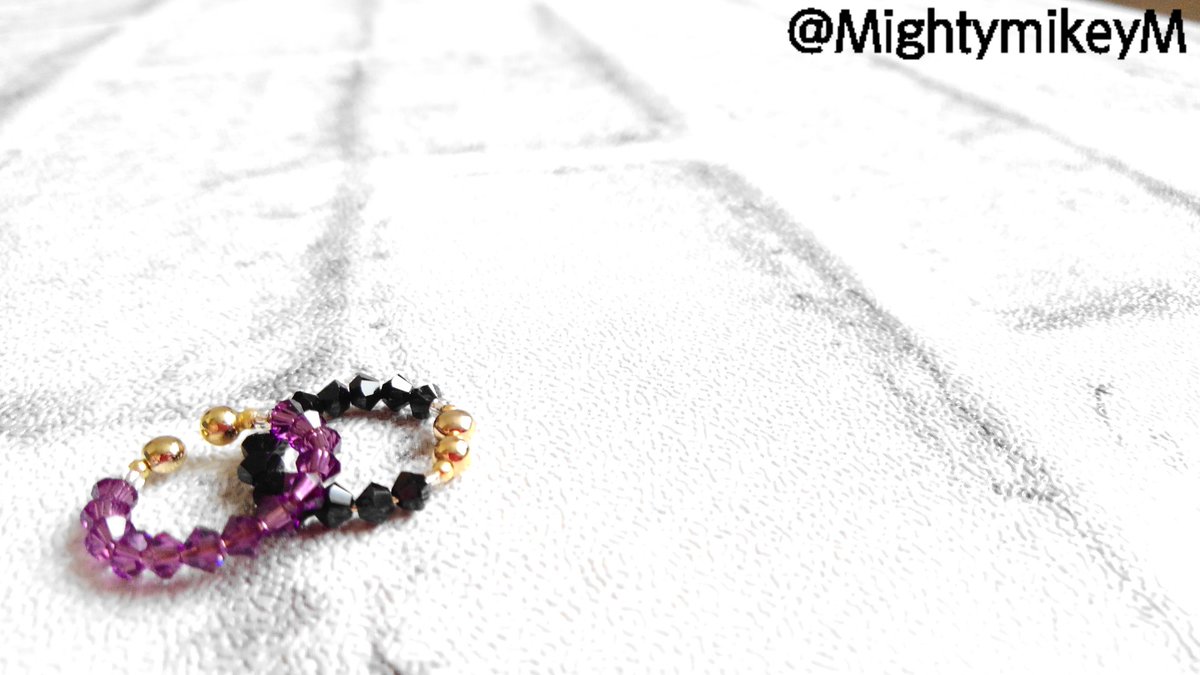 MightymikeyM's tweet photo. #ストリートアートマーケット @サッポロファクトリー
#NordLumiere さんの誕生石カラーのイヤーカフと #simpleplanet さんのイニシャルイヤーカフを組み合わせてみた!!
紫&Kで岸君仕様に💜💕
黒&Nで永瀬君仕様に🖤💕
最高だ~😆❤️ https://t.co/ObGXnOyhDg