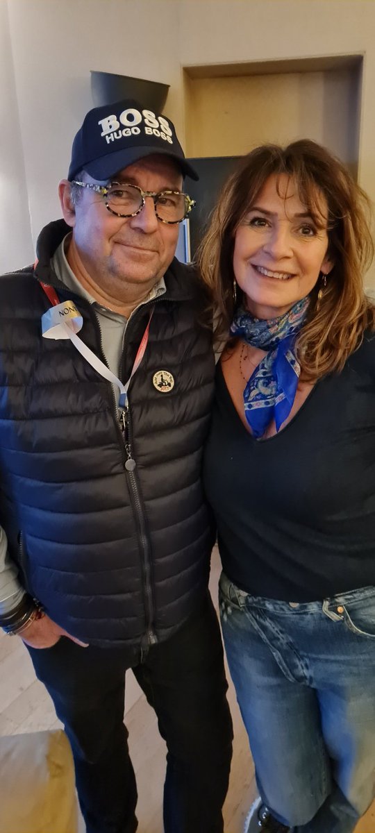 Voilà...ça c'est fait 💙🎶🌎