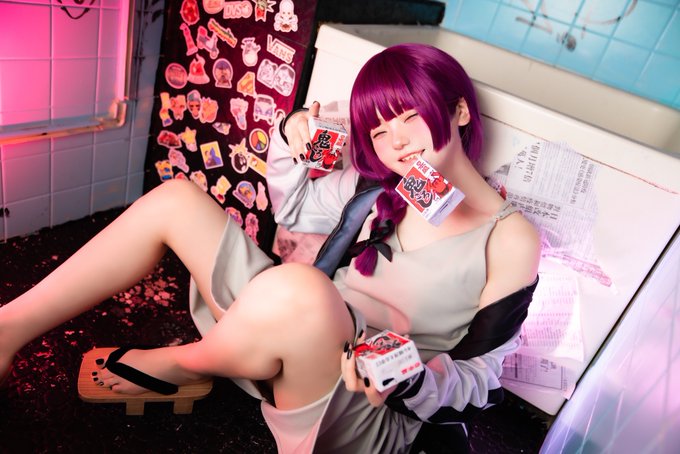 コスプレイヤー鳴瀬ぷぷのTwitter画像24