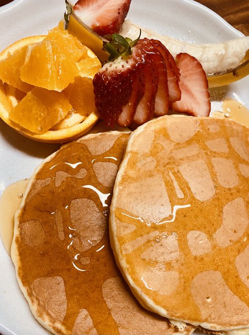 パンケーキは自分で焼けばいいのです。シロップかけ放題よ❤️(再) 