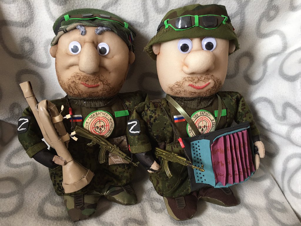 Gorbunova7OV's tweet photo. Готовы парни музыканты Вагнеровцы, трубач и гармонист😉;за ретвит буду благодарна😘 https://t.co/Dwjc7AZbKh