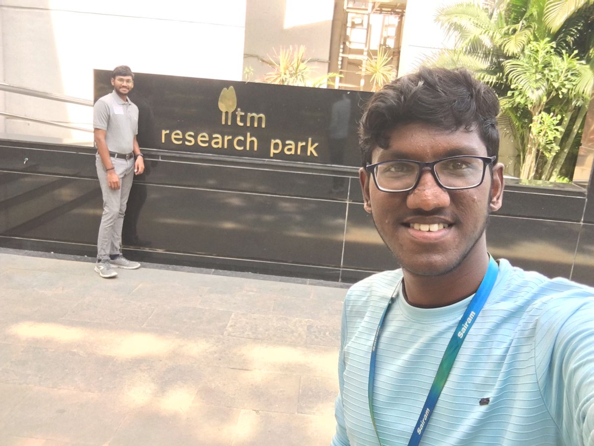 Vishwask_22's tweet photo. Hey There! For the past two days I enjoyed a lot, attended two different Offline events.
->On 24th March 2023 : I visited @iitmrp for #PALS-Finals & Exhibition. Around #68Projects with various of domains like #ARVR, #IOT, #EV, #AI were displayed in the Expo. https://t.co/GbnJ1IihKg