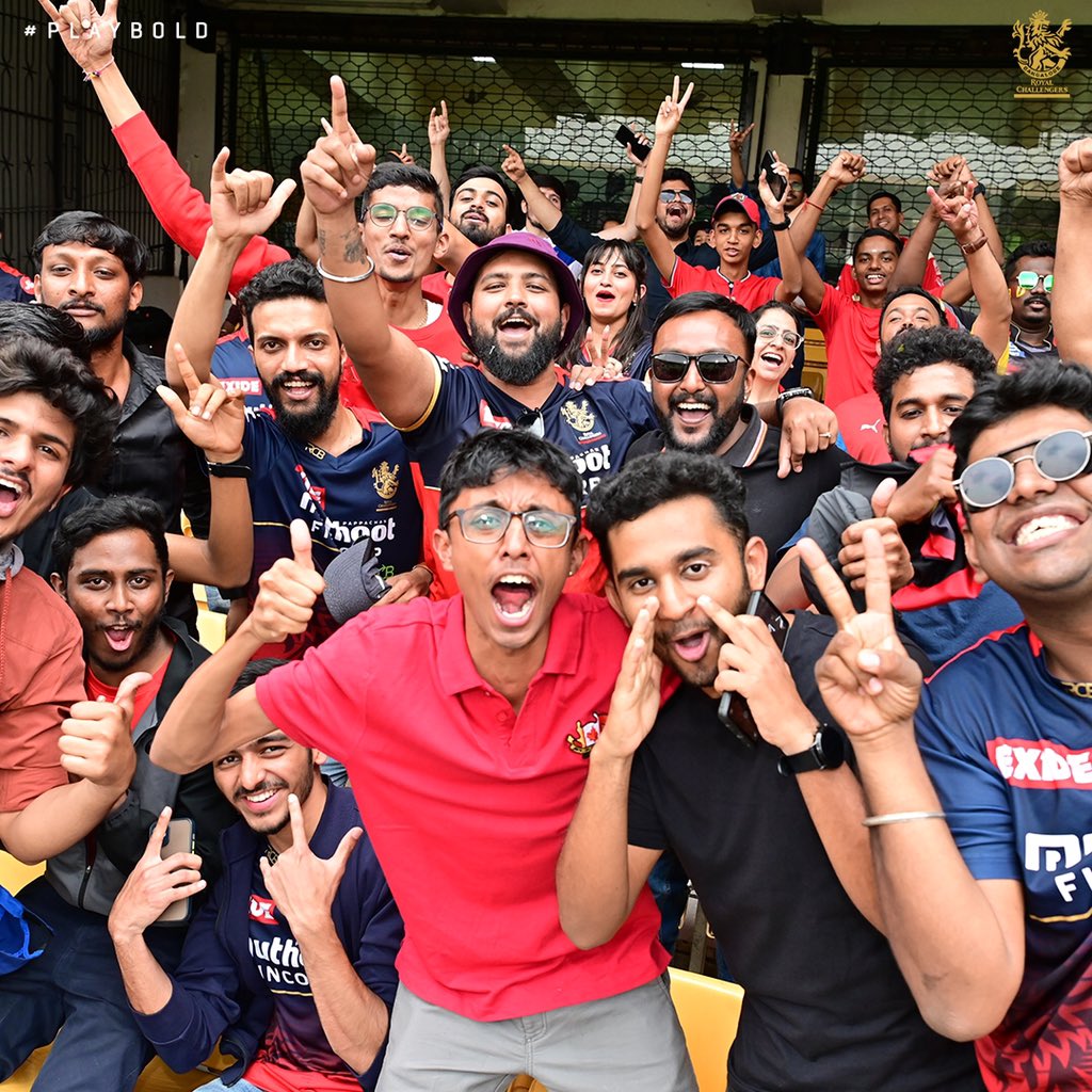 RCBTweets's tweet photo. Back where it all started! 🥹

#PlayBold #ನಮ್ಮRCB #IPL2023 #FullSquadPractice @imVkohli https://t.co/oGyuM7Jy7j