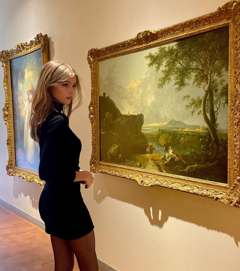 RoseLovesPixel's tweet image. Lost in thought, surrounded by beauty 💕 
Do you like my new dress?  ^^ 

#artlover #inspiration #pixelartist #gamedev #gamergirl #NFTs #LoveIsBlind #OpenAIChatGPT