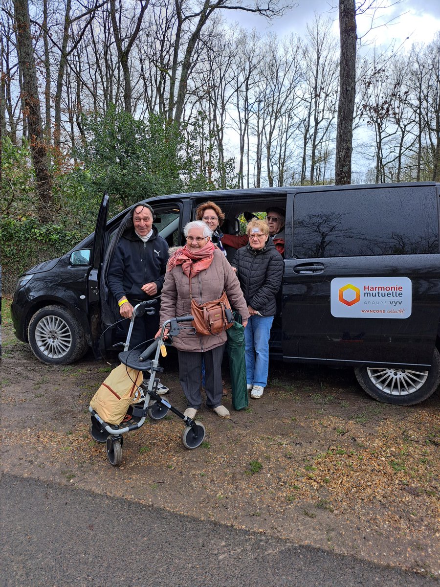 Journée passée sur les routes de la @ Roue Tourangelle. 
Dans le cadre de notre partenariat, le territoire Touraine # Harmonie Mutuelle  a soutenu la # banque alimentaire , nos établissements de VYV3 CVL sont à l'honneur avec les bénéficiaires de la plateforme de répit Bulle d'R