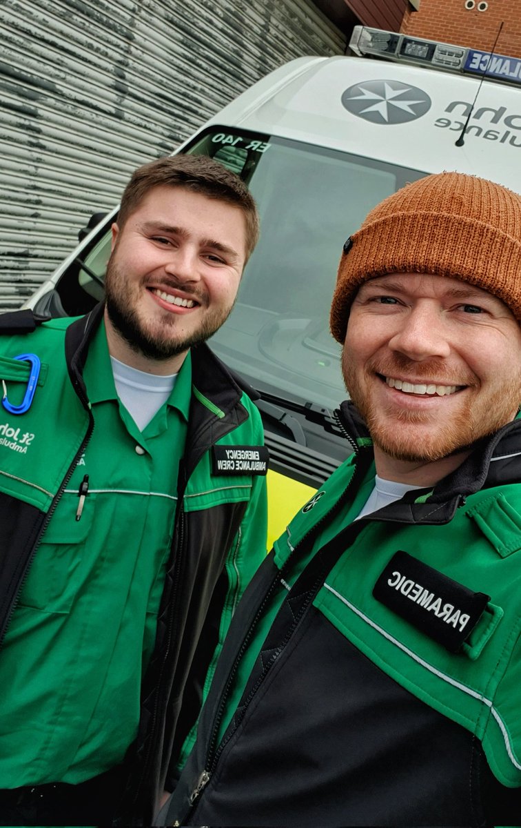 Jack_Lockley_'s tweet photo. Lovely to spend a morning covering the #Derby10K with @JamesDud789 on behalf of @stjohnambulance. Thankfully no patients for us and well done to all who took part! #Events #Volunteer #Ambulance https://t.co/Okk1KzmWgS