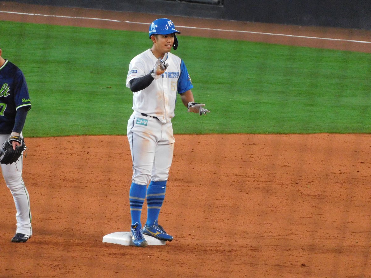SUMINAFHERO61's tweet photo. #2023年03月25日
#LoveFighters
#今川優馬
#内野席3塁側1階席
#sec135
#8列目 https://t.co/17uA2DdC5Y