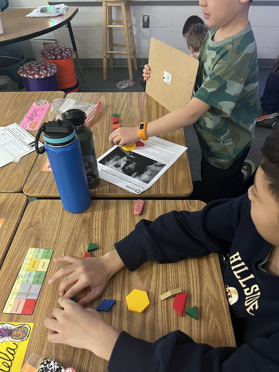 OwensOgres's tweet image. Mathematicians at work! Playing a fun game of Guess My Pattern! #learningshouldbefun