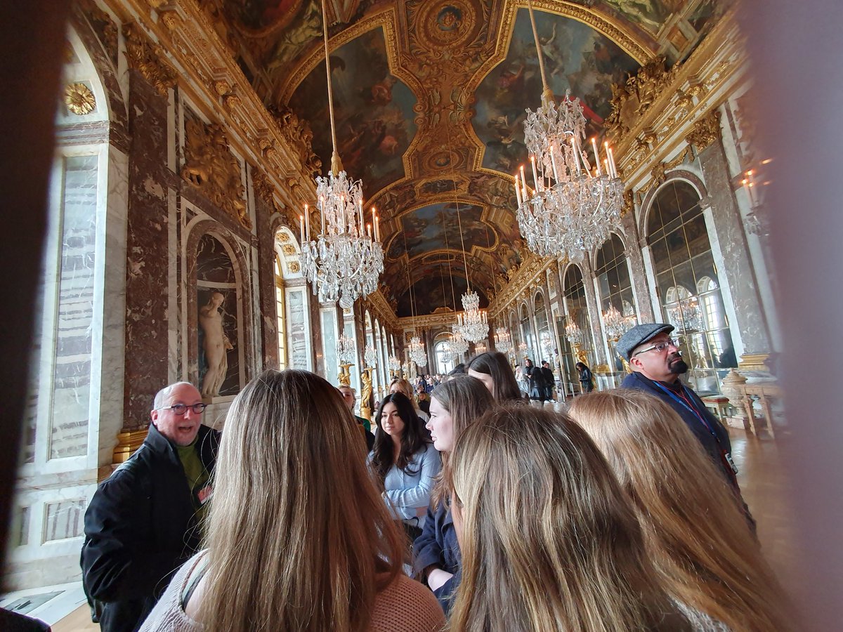 Pomp and splendour at Versailles this morning #shskinparis <a href="/SHSKSchool/">St Helen and St Katharine</a>