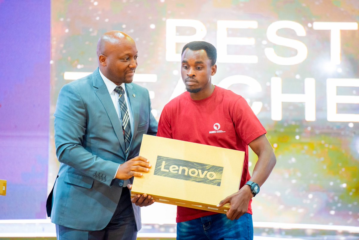 TTP_Rwanda's tweet photo. Congratulations to all the amazing teachers recognized at the #TeacherAwards! The  categories were #BestTeachers, #PeerFacilitators, and #SectorCoordinators. You are all making a positive impact on the future of education 🎓👏 https://t.co/9ZMpw2phr1
