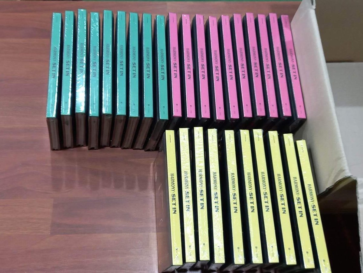 k_syzrn's tweet photo. ‼️HELP RT‼️
WTS/LFB
🔸 P1HARMONY 5th MINI ALBUM HARMONY SET IN🔸

- SEALED
💸: 199 PHP each (DOP: 1 week), 249 PHP (DOP: once onhand)
MOP: Gcash, BPI
MOD: Direct Ggx, Jnt, SCO

PM me for other information 😊 https://t.co/kkBPcRXHXZ