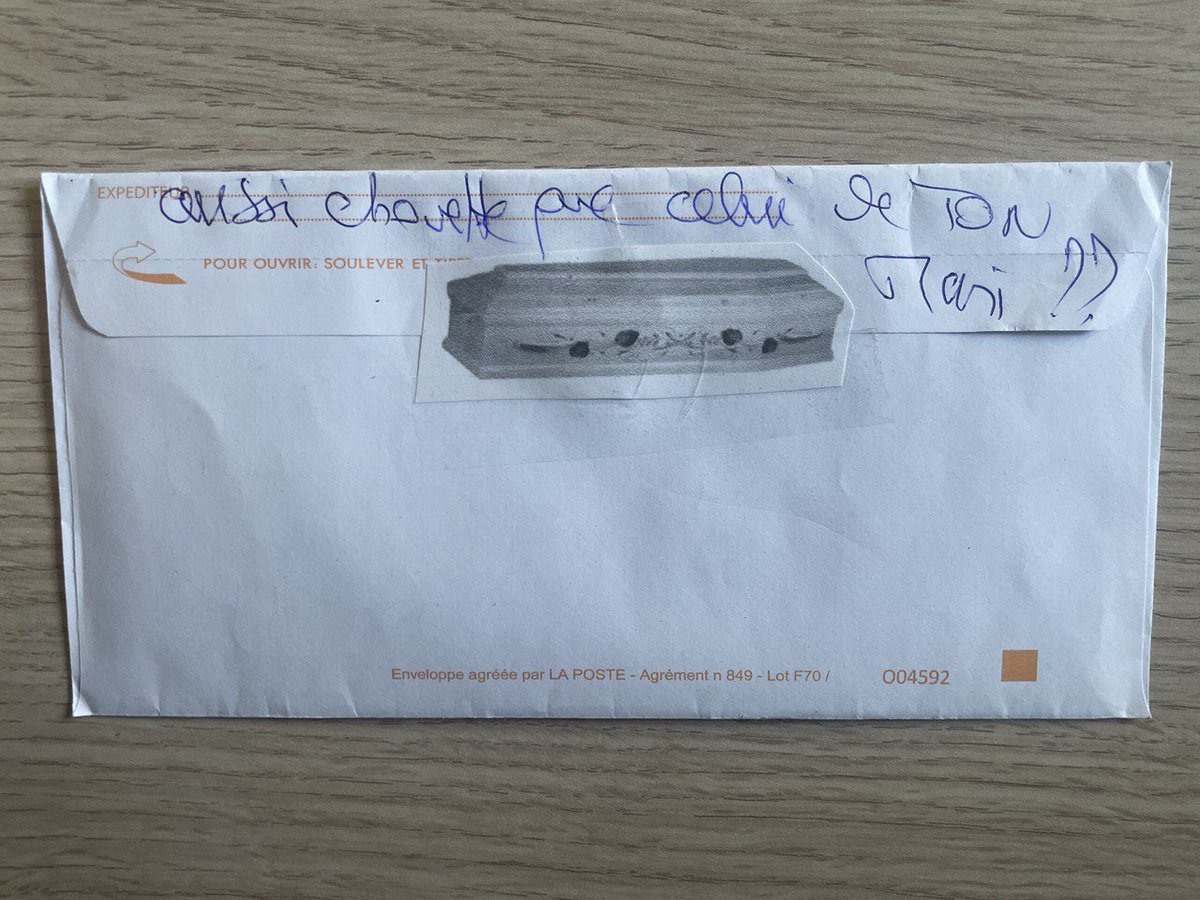 AstridPanosyan's tweet image. Se faire traiter de sale pute, on ne s’habitue pas
Mais menacer de mort mes enfants, se réjouir de la mort de mon mari, il n’y a pas de mots
J’ai hésité à rendre cette lettre publique. Je le fais par solidarité avec @auroreberge et @MarieLebec78
Des femmes debout, elles aussi.