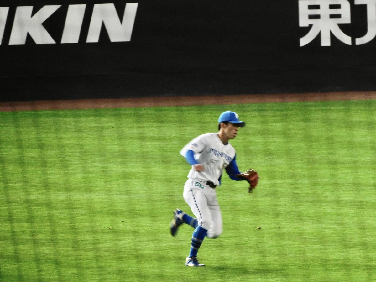 SUMINAFHERO61's tweet photo. #2023年03月25日
#LoveFighters
#五十幡亮汰
#sec135
#内野席3塁側1階席
#8列目 https://t.co/DEImZ3P3WN