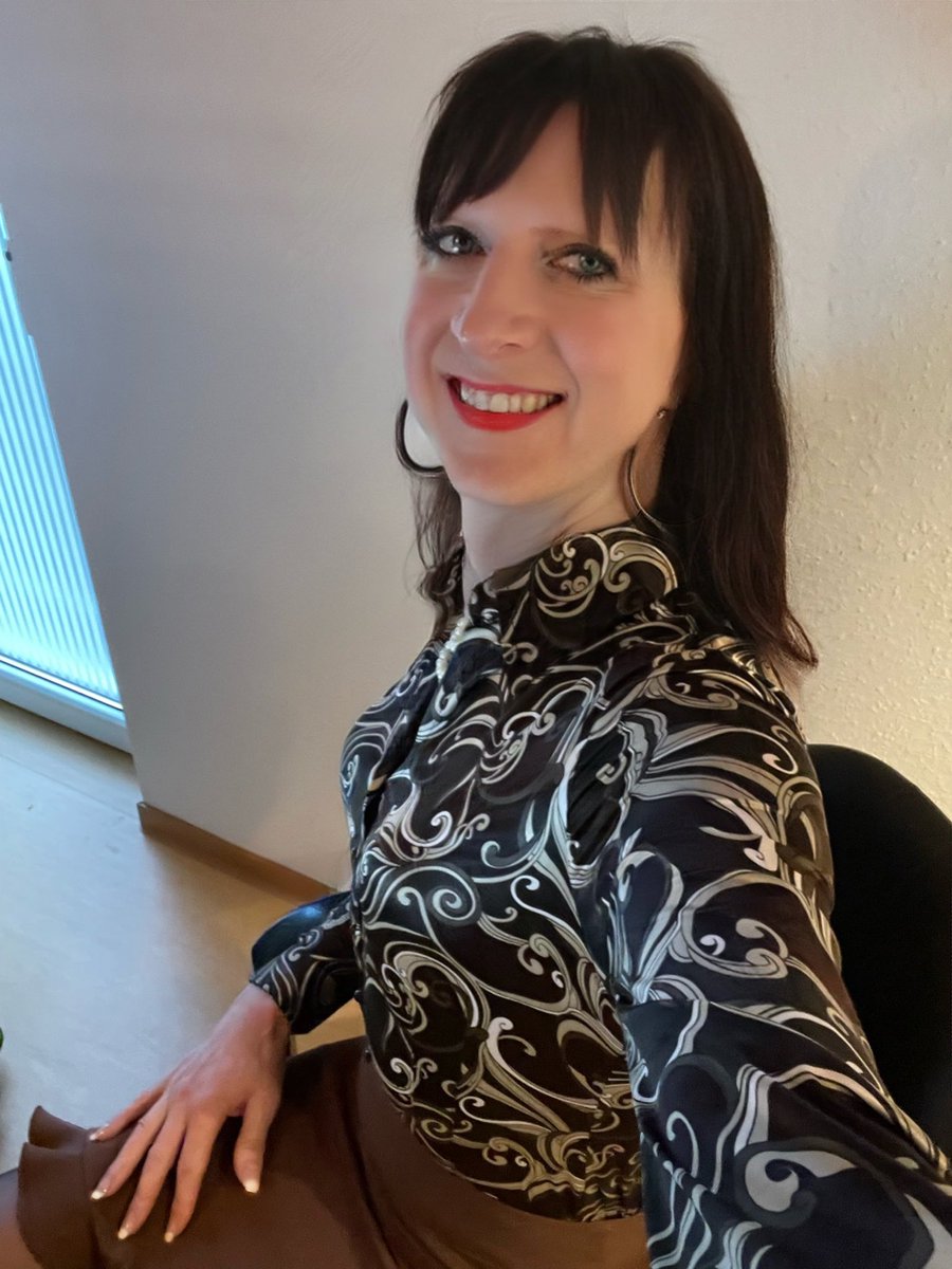 Sissy_Chantall's tweet photo. So nach einigen Tagen Krank, geht es wieder gut und ich darf dem Herrn am Sonntag genüsslich die Eier leeren 🥰
#sissy #satin #cage #chastity https://t.co/TNa8i7Q6FZ