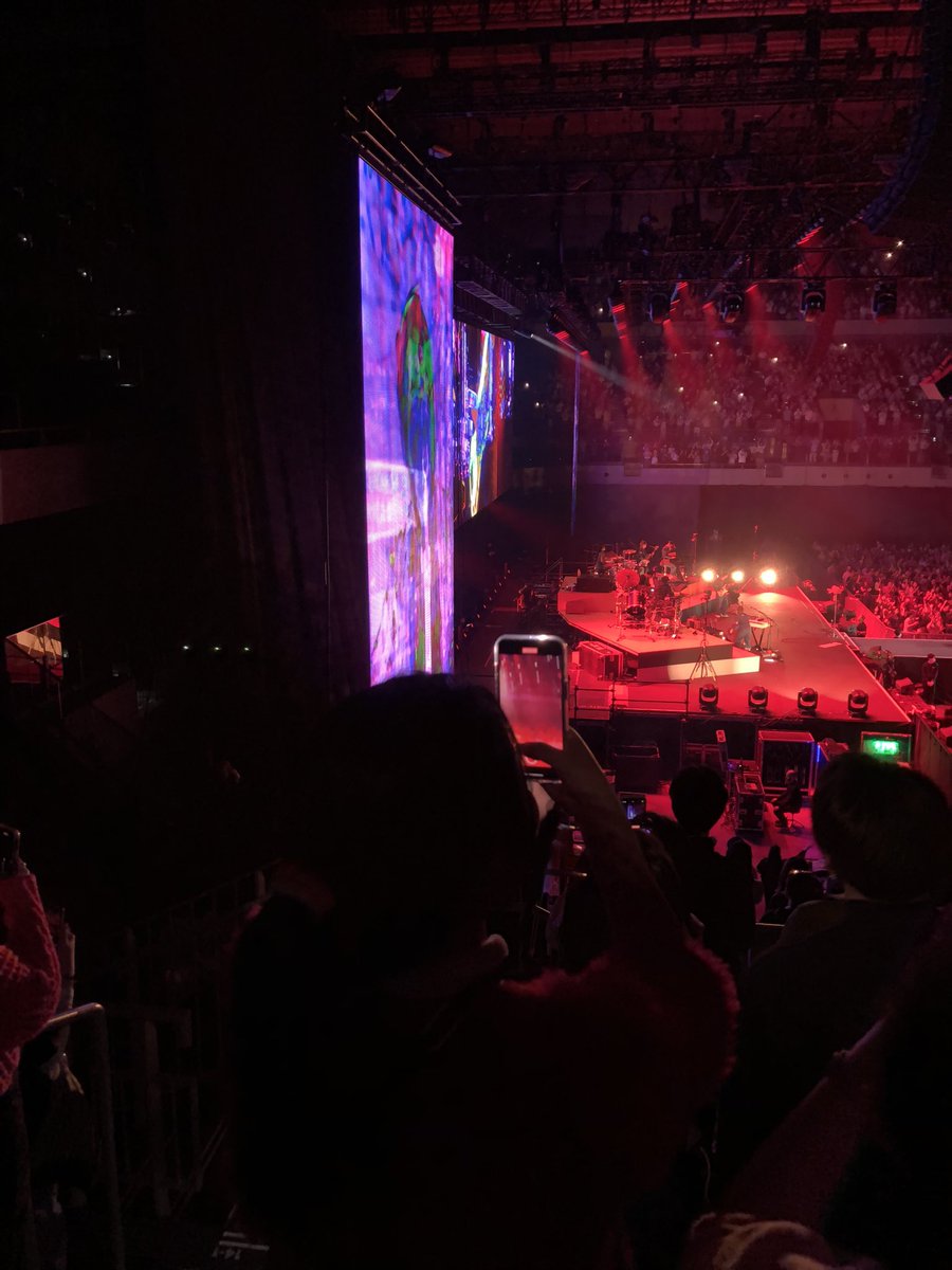 styles_yuna's tweet photo. 私もハチワレハリーの写真撮れてないかなって期待半分でフォルダ見返したらこれしか無かったんだけどww 顔色悪すぎwww https://t.co/vOqIno841Z