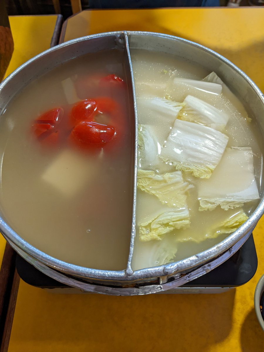BlueHeartsUWS's tweet photo. Hotpot Dinner last night in #KwoloonCity 
#MaChai
#HongKongLife 

#九龍シティー の #馬仔火鍋 で昨日は夕食 #香港ライフ https://t.co/JgT3k9EQmX