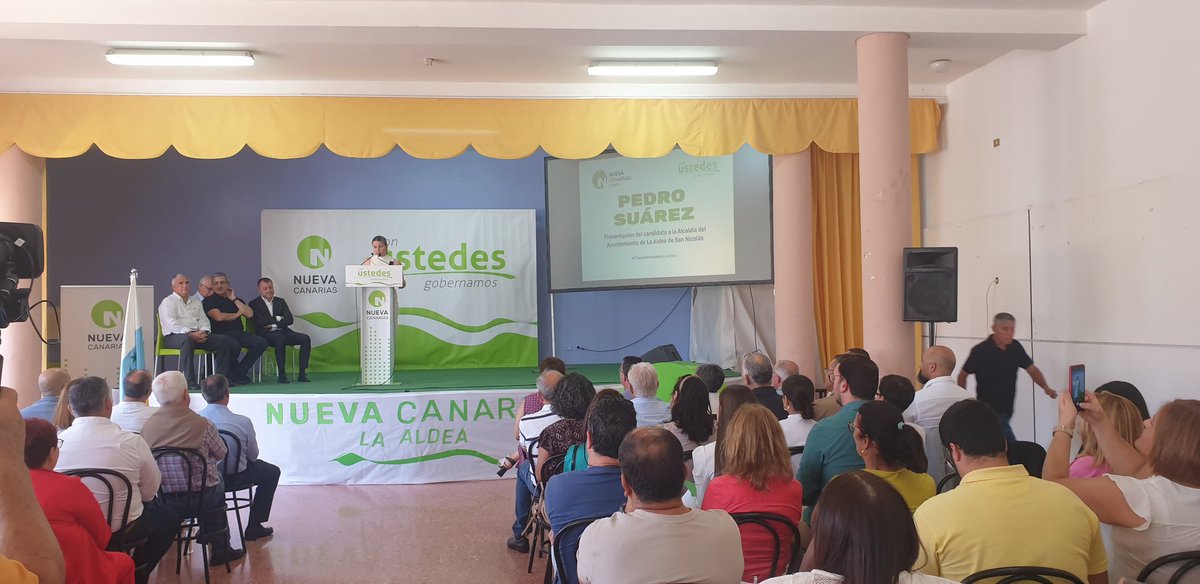 NCLaAldea's tweet photo. Se inicia la presentación de nuestro candidato #PedroSuárez
#PedroAlcalde
#TransformarLaAldea https://t.co/5BB05tt8DH